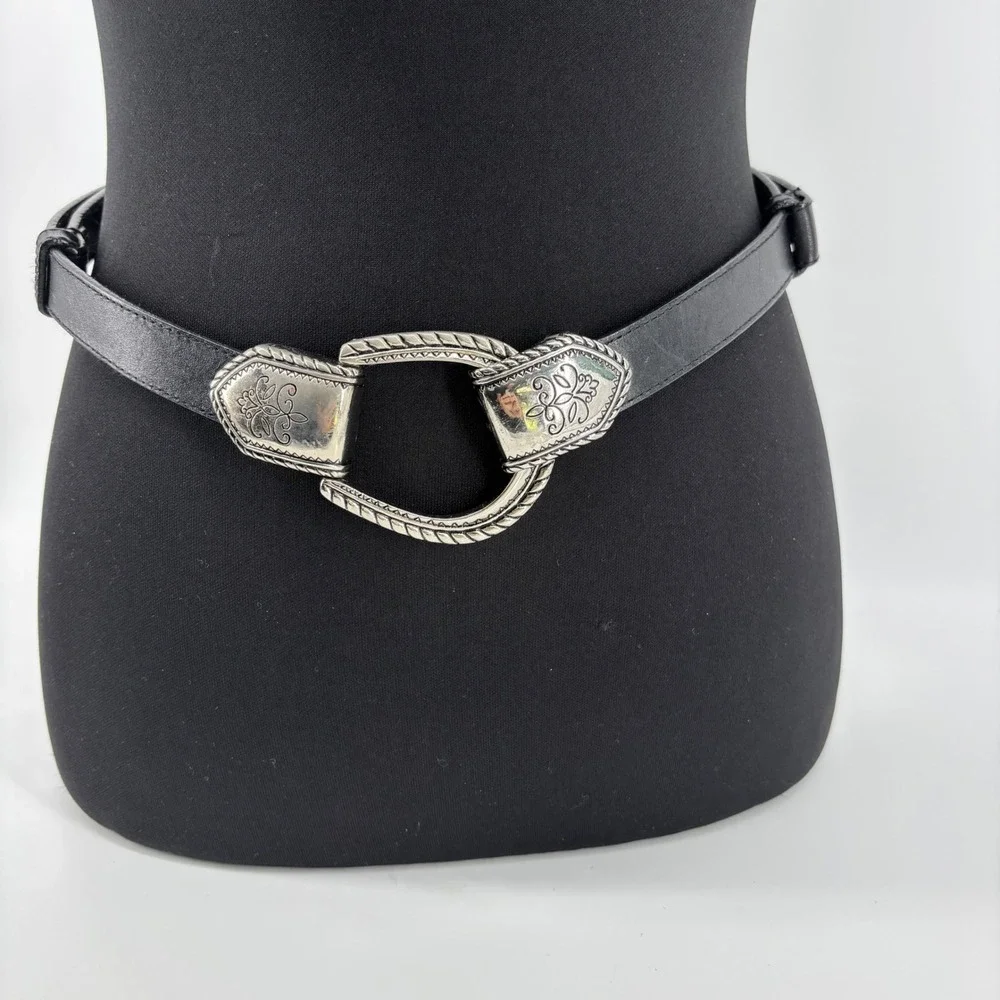 Chicos Black Leather Horseshoe Buckle Belt Silver Etched Floral Western Adj. M/L